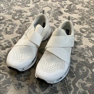 Perfect condition Tiem spin shoes